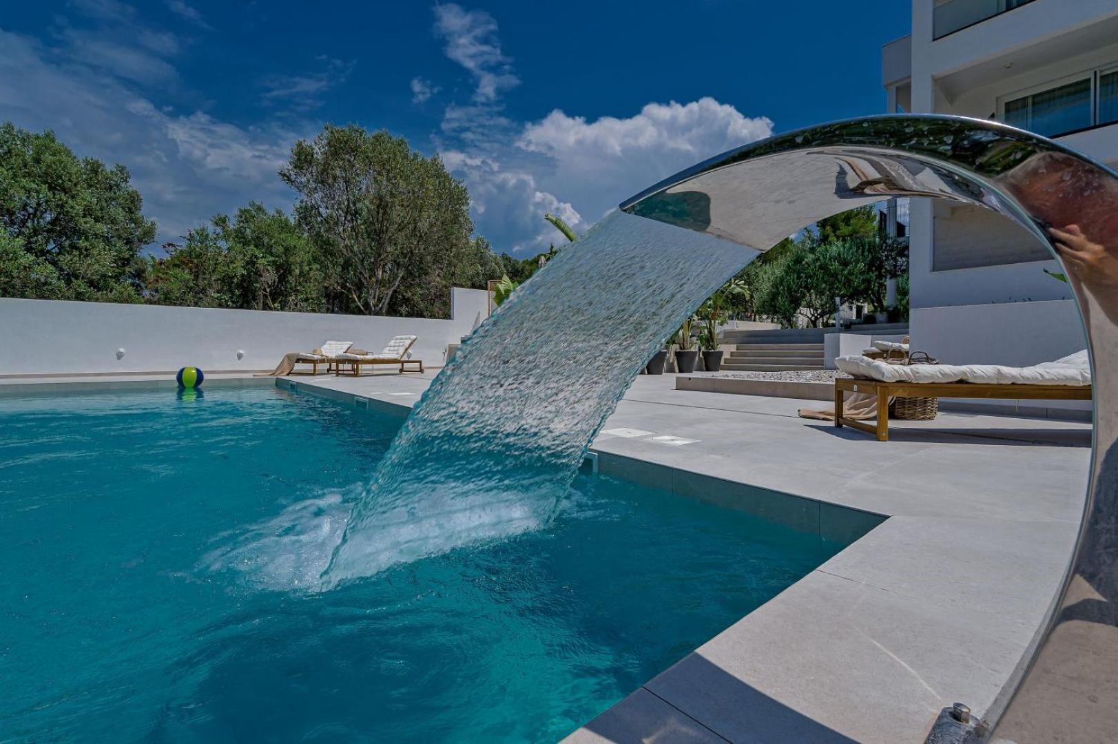Luxury Villa Del Sogno With Pool, Jacuzzi, Parking Округ Горни Екстериор снимка