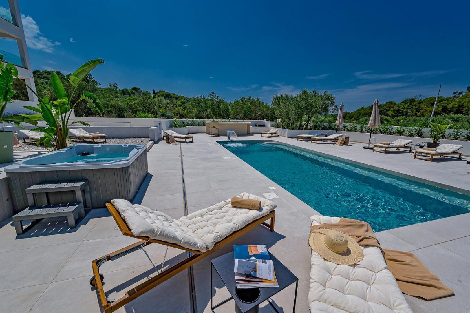 Luxury Villa Del Sogno With Pool, Jacuzzi, Parking Округ Горни Екстериор снимка